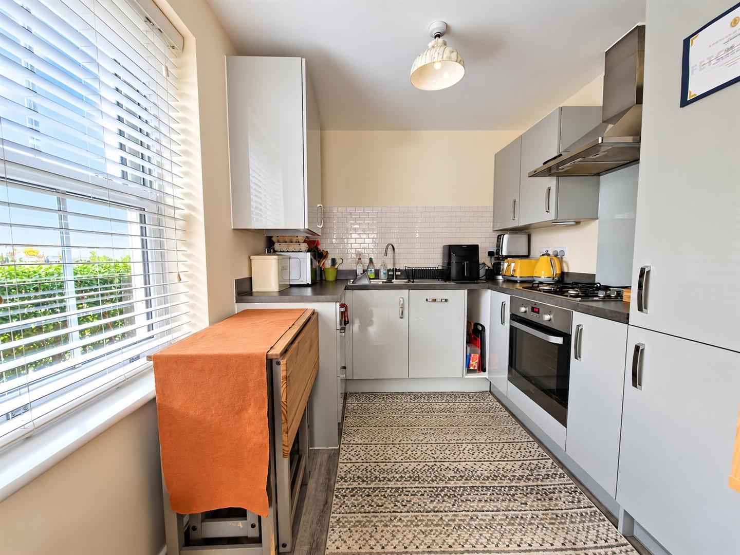 2 bed property in Anglia Way, Bedford